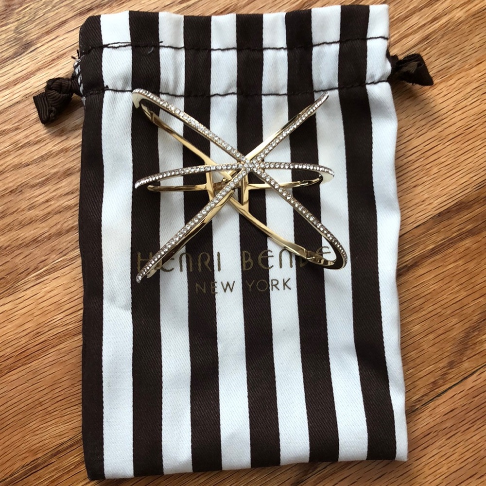 HENRI BENDEL